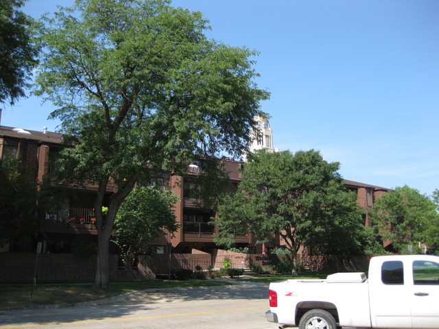 Windsor Square Condominium Photo