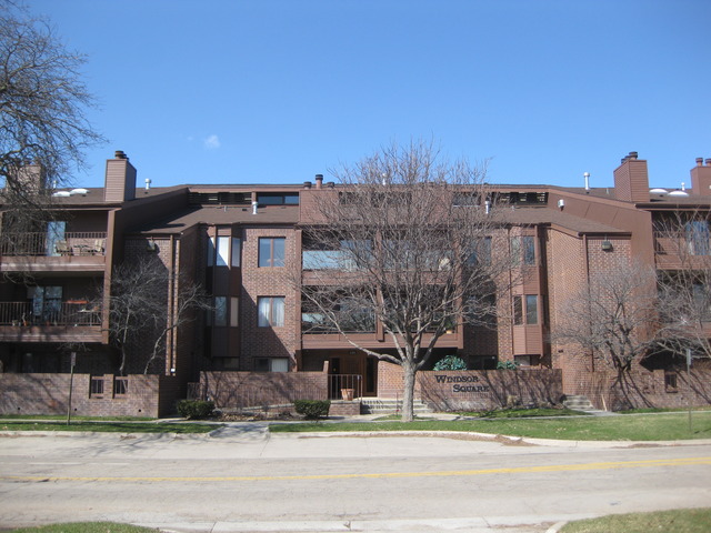 Windsor Square Condominium Photo